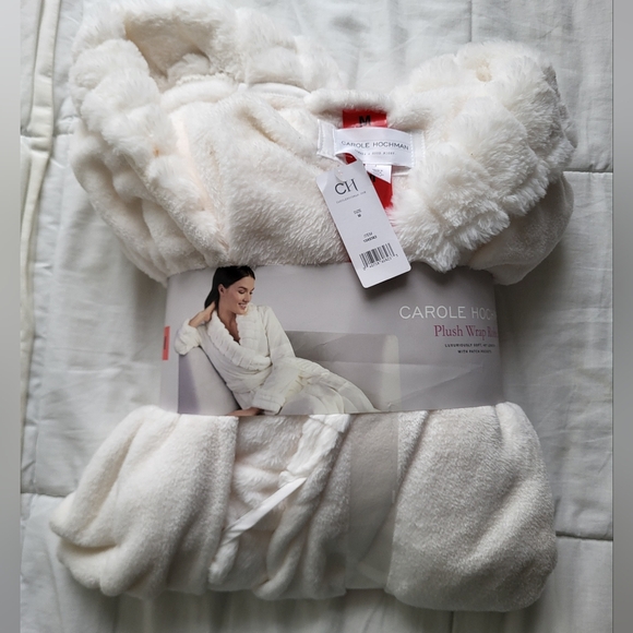 Plush Wrap Robe, SIZE Med, NWT - Picture 1 of 7